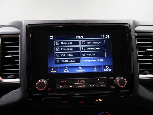 Used 2024 Nissan Frontier SV image 30