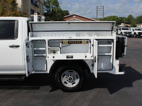 Used 2024 Chevrolet Silverado 2500 W/T w/ WT Convenience Package AWD/4WD image 23