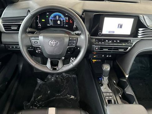 Certified 2025 Toyota Camry SE image 15