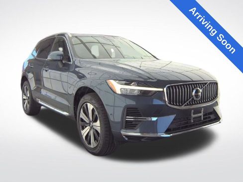 Used 2023 Volvo XC60 T8 Plus AWD/4WD image 1