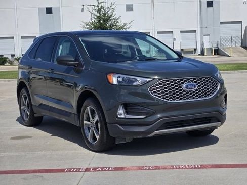 Used 2023 Ford Edge SEL w/ Convenience Package AWD/4WD image 3