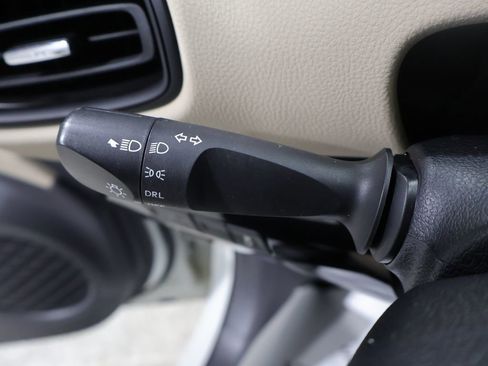 Used 2017 Toyota Prius Two image 34