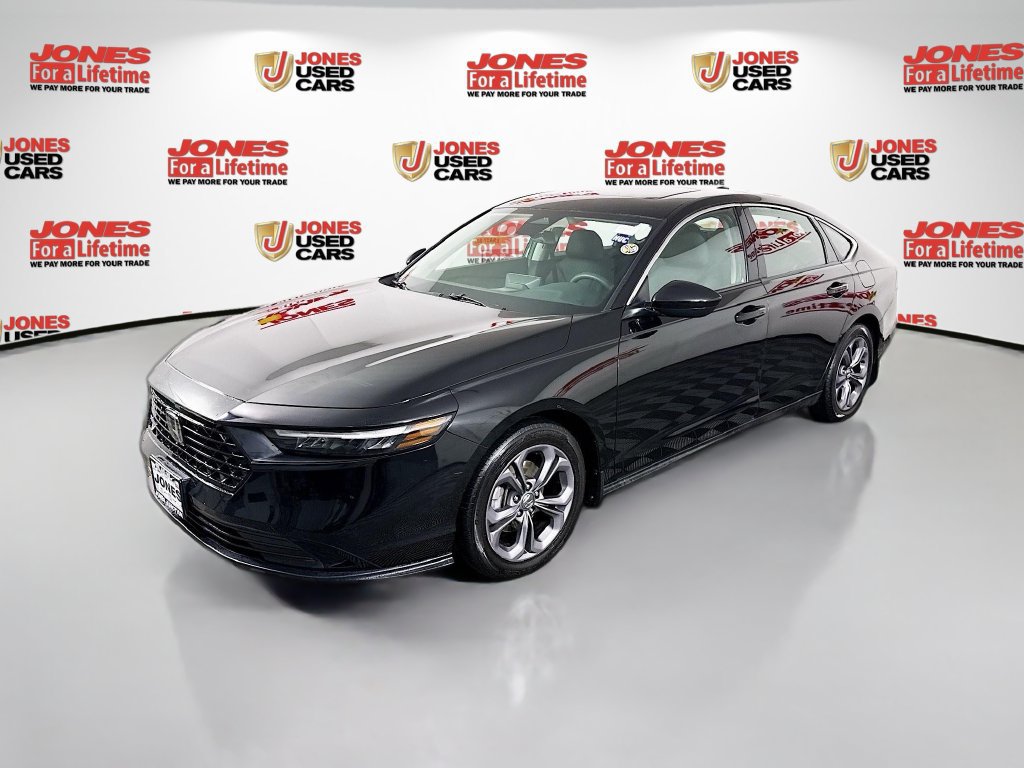 Used 2023 Honda Accord EX image 13