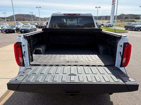 Used 2020 GMC Sierra 2500 AT4 w/ AT4 Premium Package AWD/4WD image 4