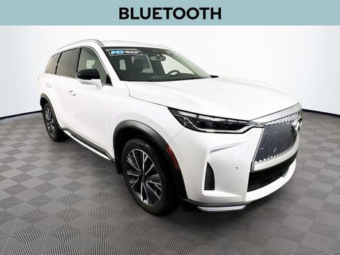 Certified 2026 INFINITI QX60 Luxe w/ Cargo Package FWD image 3