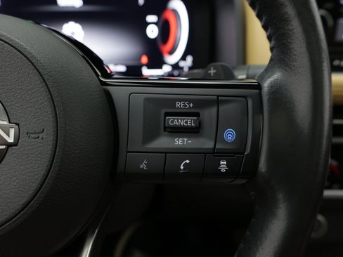 Used 2022 Nissan Rogue Platinum w/ Head-Up Display Package FWD image 29