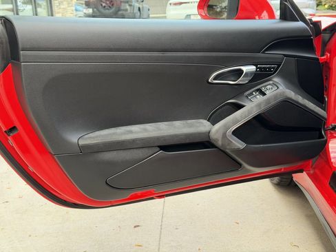 Used 2018 Porsche 911 Carrera GTS image 22