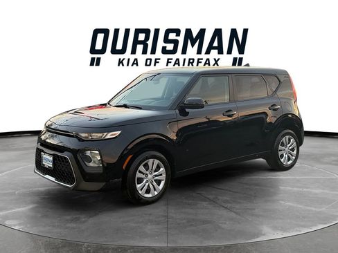 Certified 2022 Kia Soul LX image 2