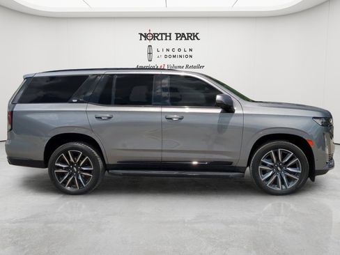 Used 2021 Cadillac Escalade Sport RWD image 6