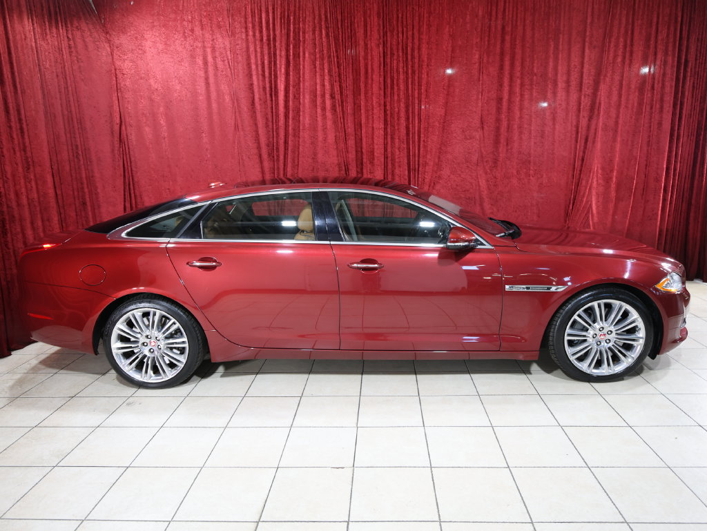 Used 2014 Jaguar XJ L Supercharged RWD image 7