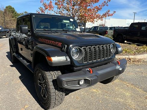 New 2026 Jeep Gladiator Mojave w/ Safety Group image 5