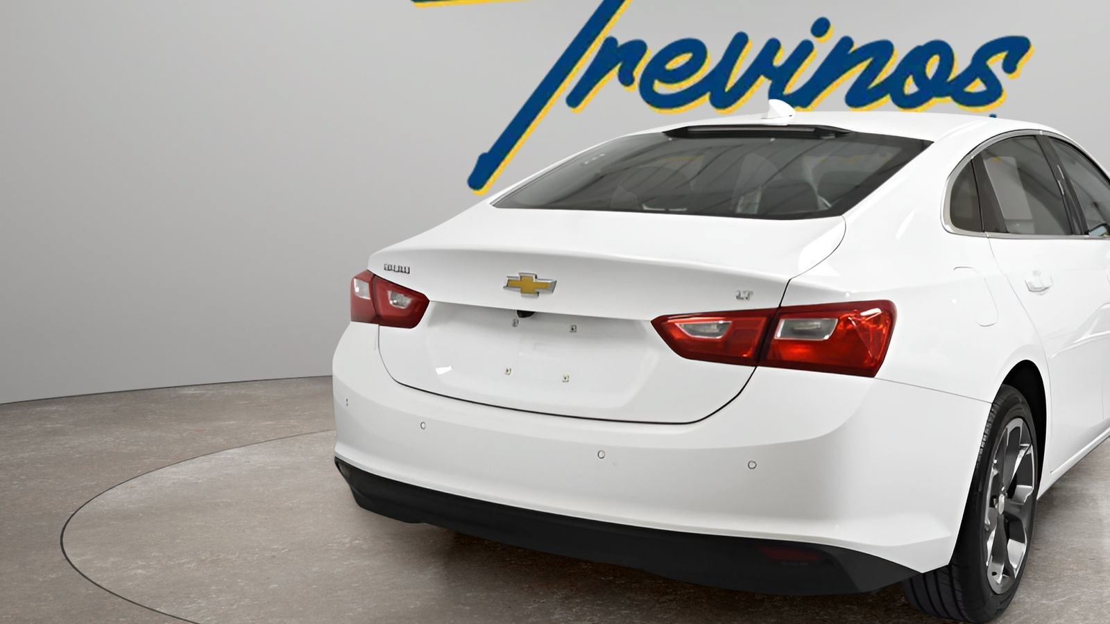 Used 2024 Chevrolet Malibu LT FWD image 3