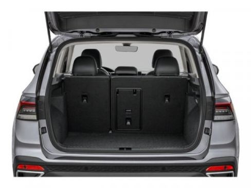 New 2026 Volkswagen Taos SEL image 10