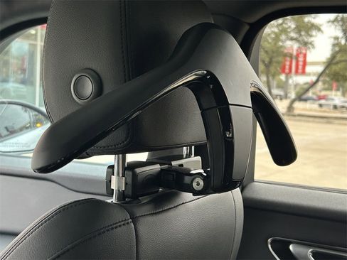 Used 2025 Land Rover Range Rover Velar S image 19