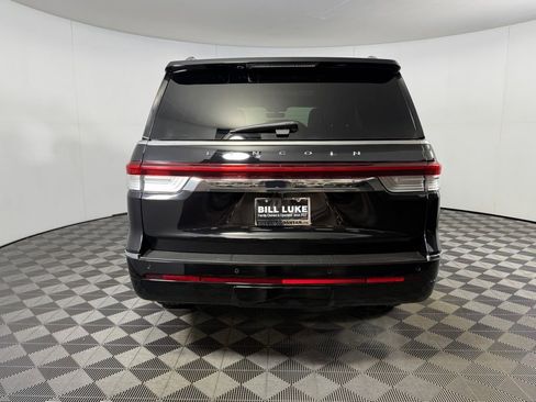 Used 2024 Lincoln Navigator Reserve image 7
