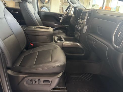 Used 2022 Chevrolet Silverado 1500 LTZ AWD/4WD image 38