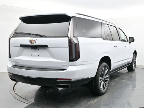 New 2026 Cadillac Escalade ESV Sport w/ Touring Package image 5
