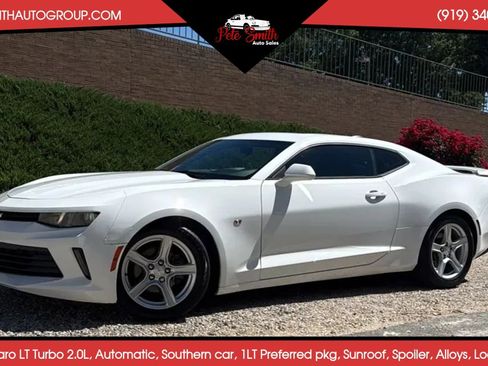 Used 2017 Chevrolet Camaro LT RWD image 1