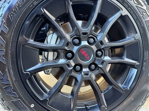 Used 2026 Toyota Tundra Limited w/ TRD Off-Road Package image 29