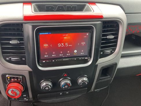Used 2016 RAM 1500 Express AWD/4WD image 13
