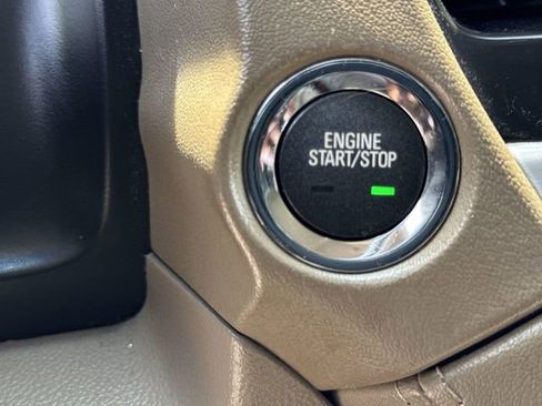 Used 2015 GMC Yukon SLT AWD/4WD image 17