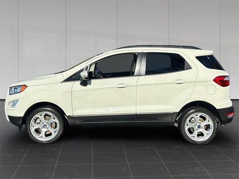 Used 2022 Ford EcoSport SE w/ SE Convenience Package image 2