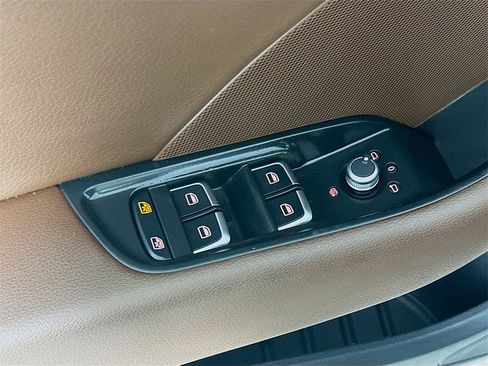Used 2015 Audi A3 2.0T Premium w/ Audi MMI Navigation Plus image 21