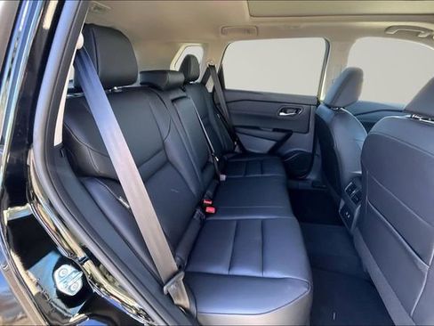 New 2026 Nissan Rogue SV image 9