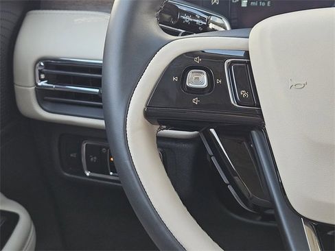 New 2026 Lincoln Corsair Reserve image 26