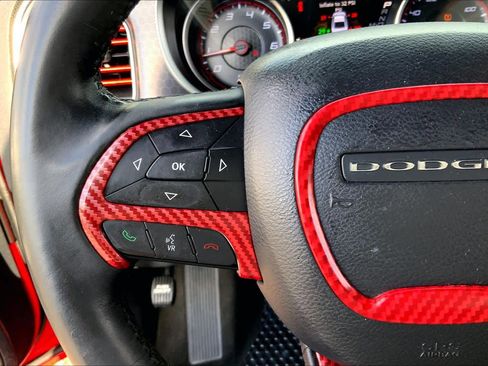 Used 2015 Dodge Charger SXT w/ Driver Confidence Group image 19