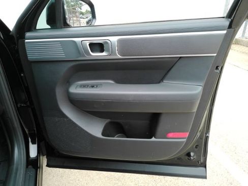 Used 2024 Hyundai Santa Fe SE FWD image 19