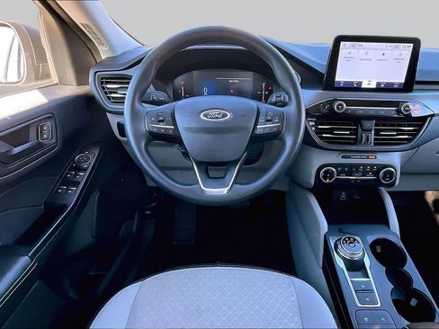 Used 2025 Ford Escape Active AWD/4WD image 11