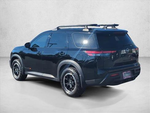 Used 2025 Nissan Pathfinder Rock Creek image 5