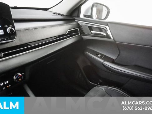 Used 2024 Mitsubishi Outlander SE FWD image 39