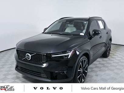 Used 2024 Volvo XC40 B5 Ultimate w/ Protection Package Premier