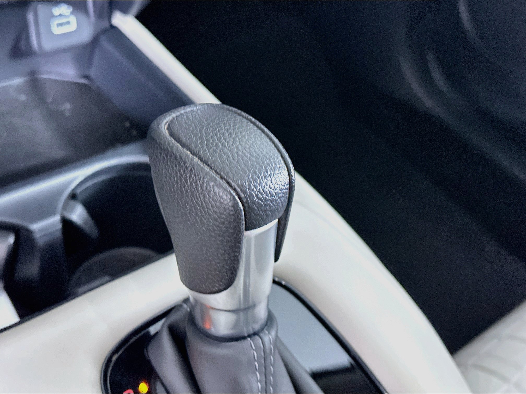 Used 2024 Honda HR-V LX image 24