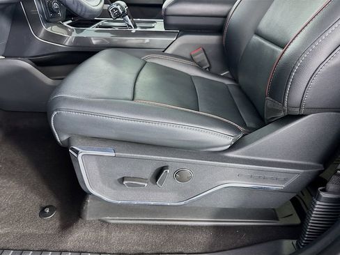 Used 2022 Ford F150 Lariat w/ Equipment Group 502A High image 32