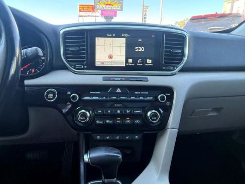 Used 2022 Kia Sportage EX w/ EX Technology Package image 33