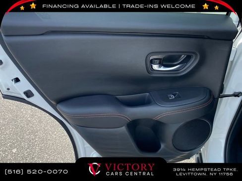 Used 2023 Honda HR-V Sport image 12