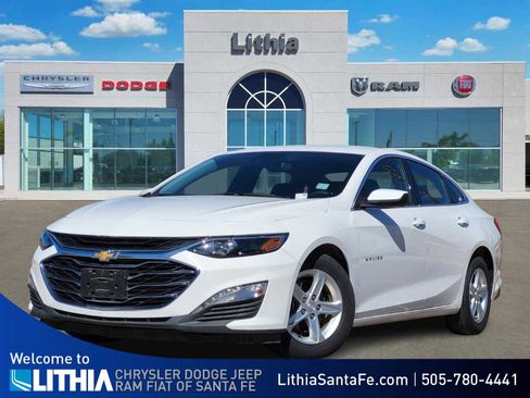 Used 2023 Chevrolet Malibu LT image 1
