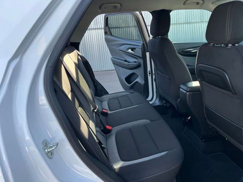 Used 2025 Chevrolet TrailBlazer LT image 23