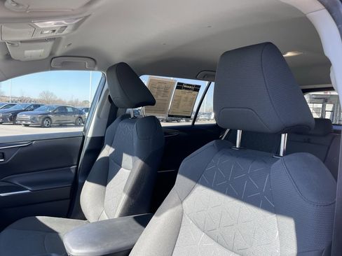 Used 2024 Toyota RAV4 XLE image 20