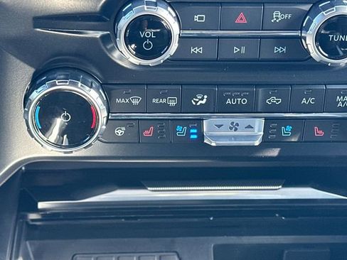 New 2026 Ford F250 Platinum w/ FX4 Off-Road Package image 27