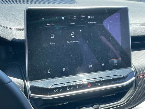 Used 2025 Jeep Compass Trailhawk image 9