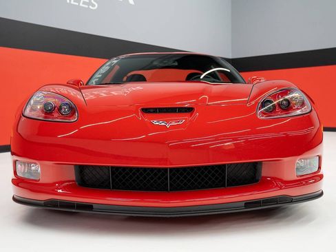 Used 2008 Chevrolet Corvette Z06 RWD image 9