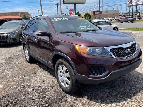 Used 2013 Kia Sorento LX AWD/4WD image 1