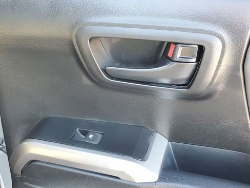 Used 2022 Toyota Tacoma SR5 image 46