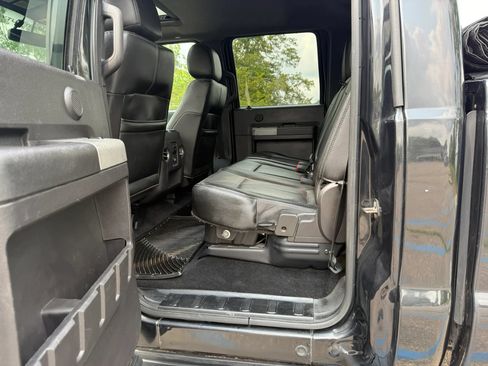 Used 2015 Ford F250 Lariat w/ Lariat Ultimate Package AWD/4WD image 16