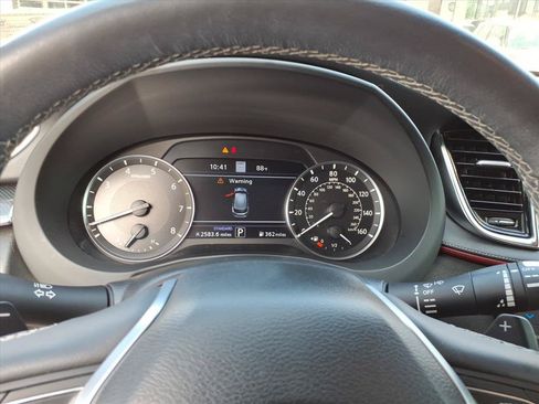 Used 2023 INFINITI QX50 Sport AWD/4WD image 18
