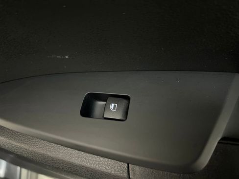 Used 2024 Kia Sportage LX image 20